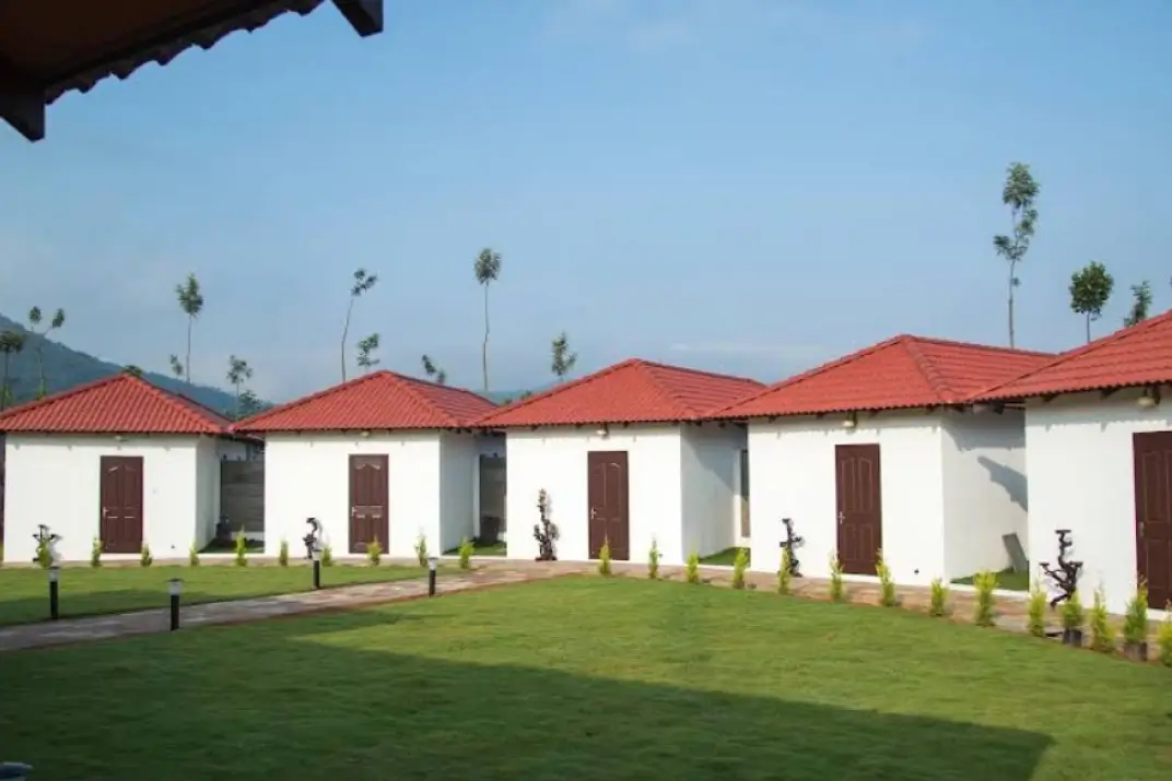resort-img